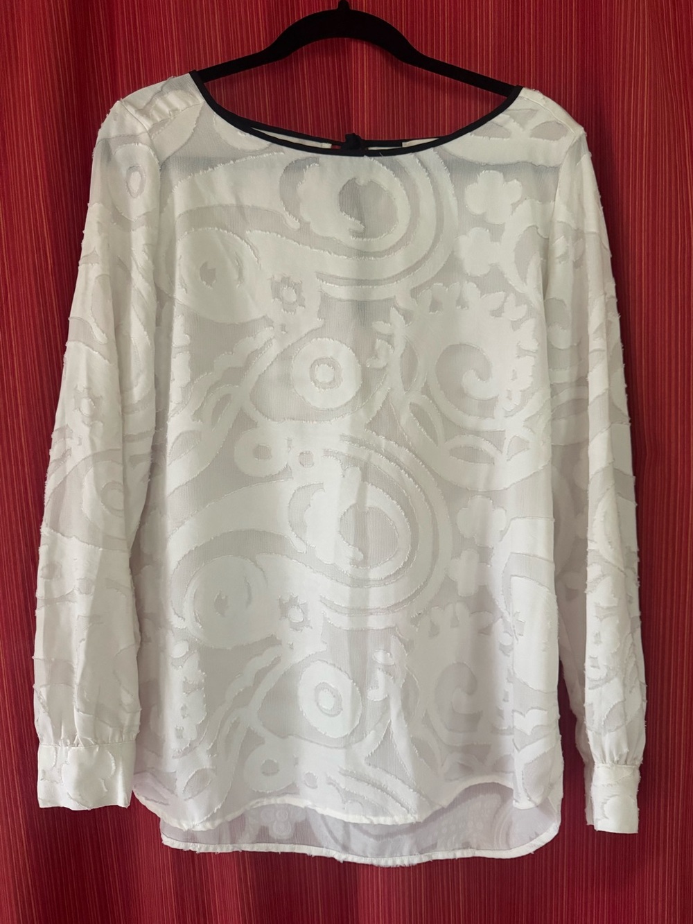LOFT Ivory Long Sleeve Burnout Swirl Blouse Size Small